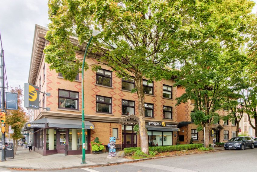 vancouver-luxury-realty-fairview-downtown-2bd-condo-1477-w15-ave-vancouver-2