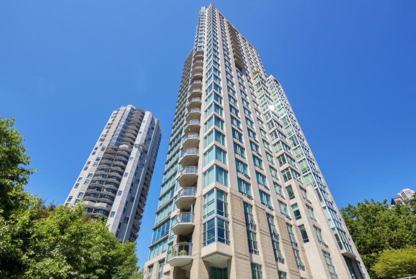#901 - 1005 Beach Ave Vancouver Apartment For Sale